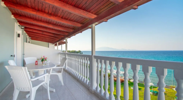 Апартаменты Comfort с балконом Baywatch Apartments on the Beach by "elite"