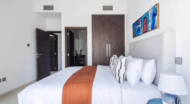 Supreme 2BR Apartment - Cosmopolitan Living in Dubai Marina!, Забронировать Апартаменты/квартира Отели Эмирата Дубая с парковкой, рядом с Собха Риэлти, Парковка
