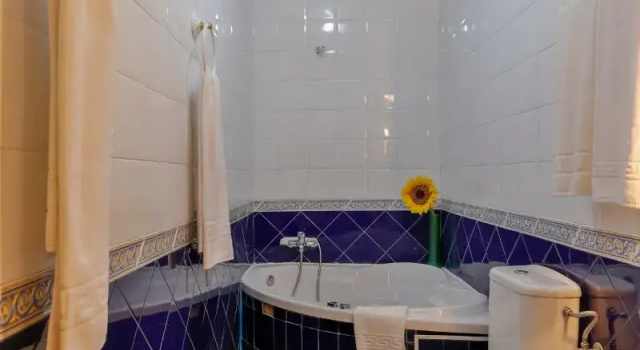 Двухместный номер Standard Hotel Las Palmeras by Vivere Stays