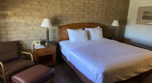 Двухместный номер Standard Tombstone Lookout Lodge, SureStay Collection by Best Western