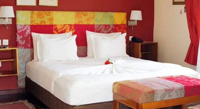 Номер Deluxe Golden Hill Parker Hotel