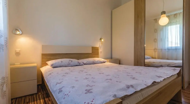 Stunning Home in Fazana With Wifi and 3 Bedrooms
