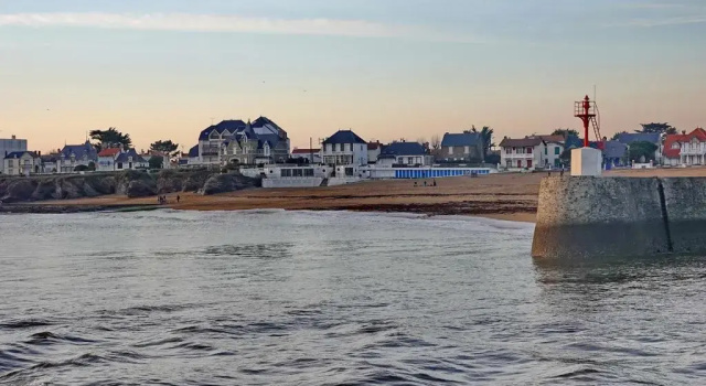Une grande maison de vacances, proche de la mer, Забронировать Отель Отели Vendée 3 звезды, 3*