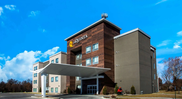 La Quinta by Wyndham Pittsburg, Rezervovat Hotel Pittsburg Kansas