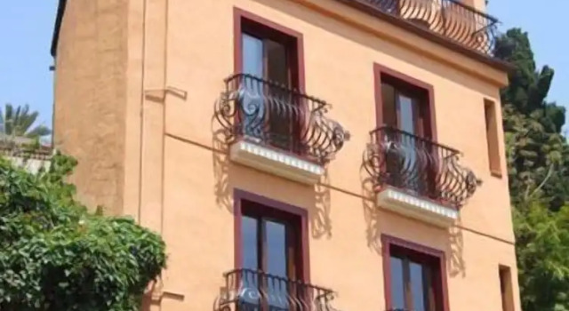 Mamma Maria, Забронировать Отель «постель и завтрак» Отели Таормина 3 звезды, 3*