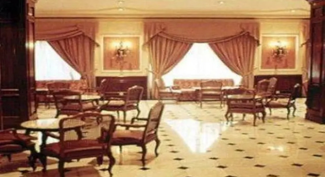 Sapam Inn, Брондау Қонақ үй Boat Lagoon Phuket