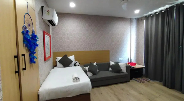 Saltstayz Select – Near Sohna Road City Center, Забронировать Отель Гургаон Gurgaon Region, рядом с Unitech Cyber City