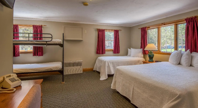 Двухместный номер Standard с видом на окрестности Purity Spring Resort