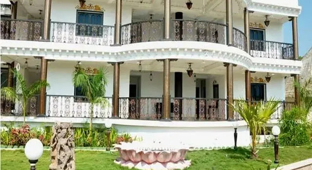 Ryan Resort, Забронировать Курортный отель СПА-отели Бхудж, SPA-услуги