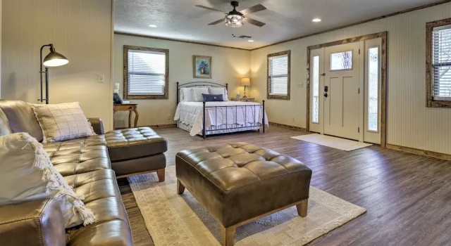 Cozy Fredericksburg Studio Near Wineries!, Забронировать Апартаменты/квартира Фредериксберг Texas Wine Country