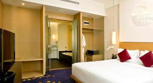 Двухместный полулюкс Novotel Bandung