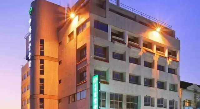 Ho Fong Business Stay, Забронировать Отель Shengang Taichung Area