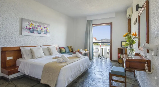 Студия Economy с балконом Folia Apartments