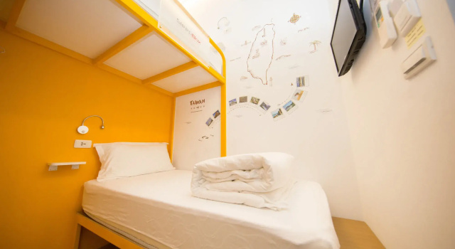 SleepBox Hotel - Ximen