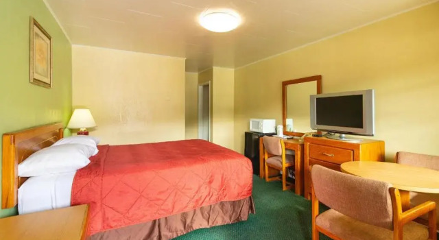 Roseburg Inn, Забронировать Мини-отель Роузберг Umpqua Valley