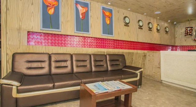 R D Suites A Business Hotel, Забронировать Отель Отели штата Карнатаки с парковкой, Парковка