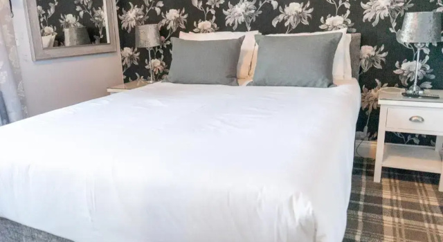 Двухместный номер Standard West End Hotel