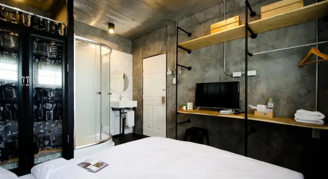 The Rock Samui Poshtel Lamai Beach, Забронировать Хостел Отели Сурат Тхани с парковкой, Парковка