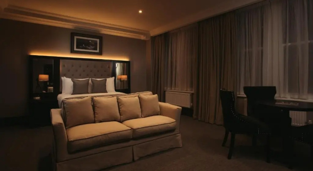 Семейный полулюкс The County Hotel Newcastle
