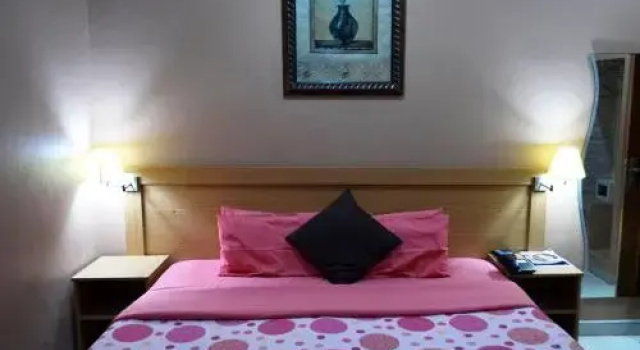 RESIDENCIAL Taka Taka, Reservar Hotel Central A Maputo