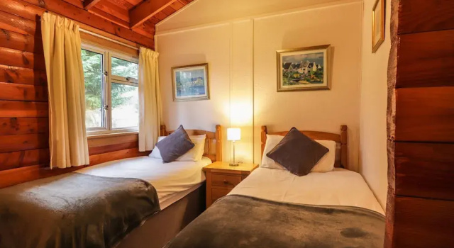Spruce Lodge, Забронировать Дом для отпуска Коттеджи Северо-Шотландского нагорья, Коттедж