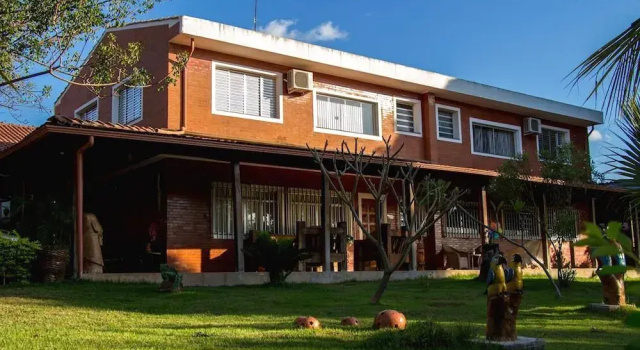 Hotel Pousada Sertão Veredas, Забронировать Отель Отели Минас-Жерайс с парковкой, Парковка