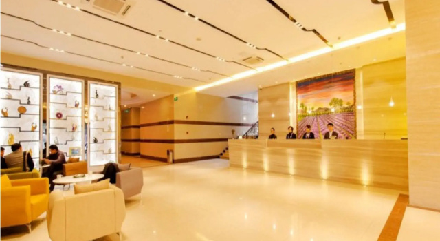 Lavande Hotel Shanghai Hongqiao National Convention Center Branch, Забронировать Отель Отели Xinqiao с парковкой, Парковка