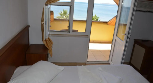 Yasemin Hotel, Забронировать Отель Отели Мармары Адасов с бассейном, Бассейн