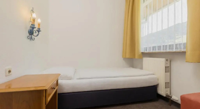 Трёхместный номер Standard с красивым видом из окна Hotel Tauernhof