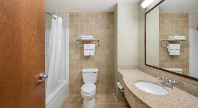 Люкс Quality Inn & Suites Fishkill South near I-84