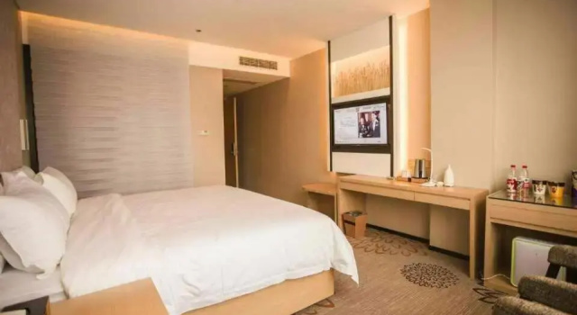 Lavande Hotel Rizhao East Haiqu Road RT-Mart, Rezerwuj Hotel Rizhao Shandong