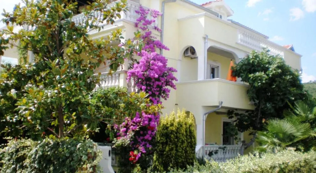 Oaza Tribunj Sea View, Забронировать Отель Трибунь Шибенско-Книнская жупания, рядом с Пристань для яхт Трибуни