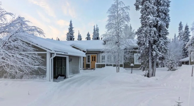 Rukan taikavuosseli 12 a