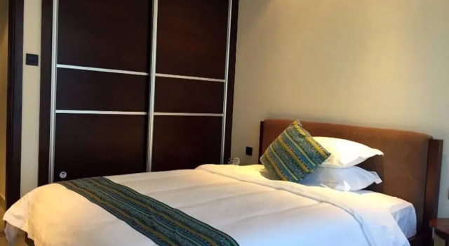 eStay Residence (Wanning Huarun Shimeiwan), Book Hotel Hoteller i Hainan med parkering, Parkering