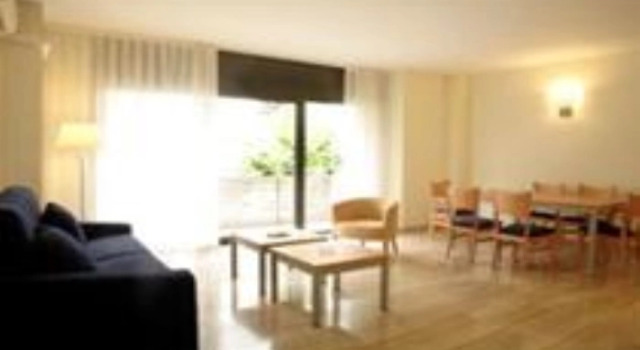 MH Sants, Забронировать Отель Отели Сантс-Монжуик 4 звезды, 4*