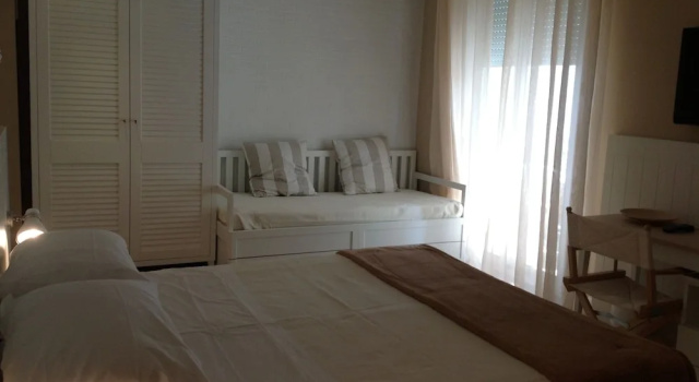 Семейный номер Standard с балконом Hotel Bristol