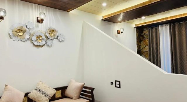 The Frostwood Resort, Reserva ahora Resort Rānīkhet 