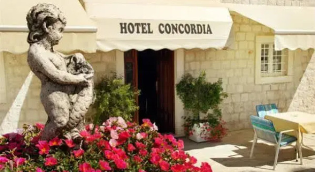 Hotel Concordia, 予約 ホテル トロギール 