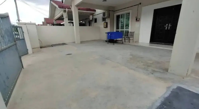 Nur Hartamas Homestayportdickson, Rezervați Casă de vacanță Vile în Port Dickson, Vilă