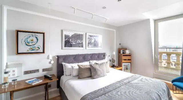 Двухместный номер Petite Lasala Plaza Hotel