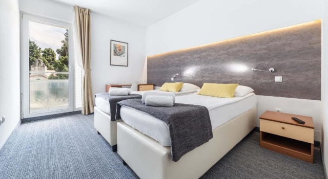 Двухместный номер Standard с балконом Hotel Punta
