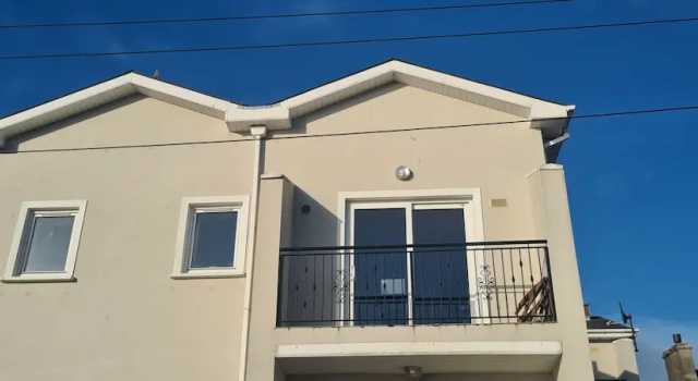 Ballycotton Holiday Apartment No 6, Rezerwuj Apartament Hotele w Munster z parkingiem, Parking
