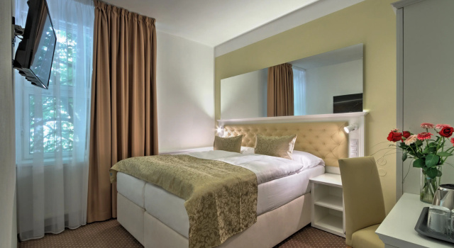 Hotel Taurus