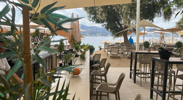 Farrys Boutique Hotel and Beach Club, Забронировать Бутик-отель Отели Яликавак с парковкой, Парковка