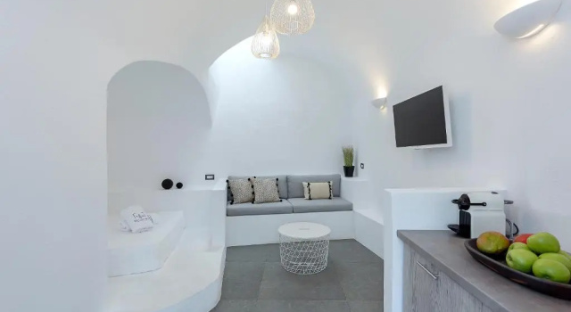 Апартаменты Alluvial Santorini Suites