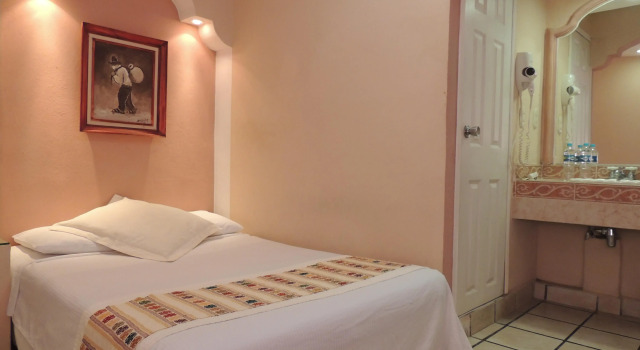 Hotel Real Catedral, Rezervovat Hotel Tula de Allende Hidalgo