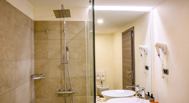 Четырёхместный номер Standard с видом на сад Andilana Beach Resort