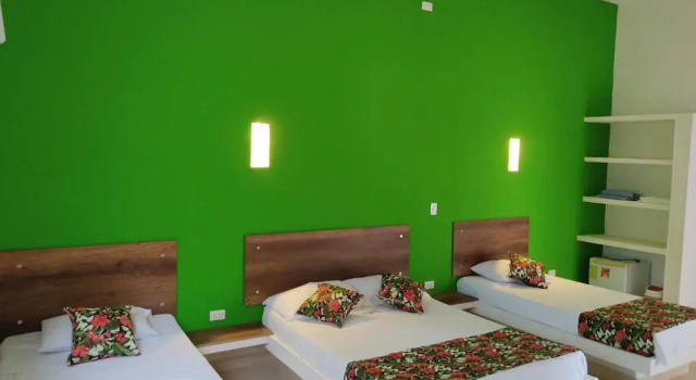 Четырёхместный номер Superior Arizona Ranch Hotel