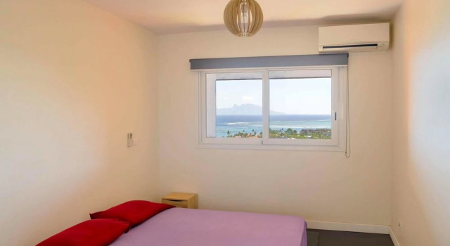 House With one Bedroom in Puna'auia, With Wonderful sea View, Pool Acc, Забронировать Дом для отпуска Отели Таити с бассейном, Бассейн