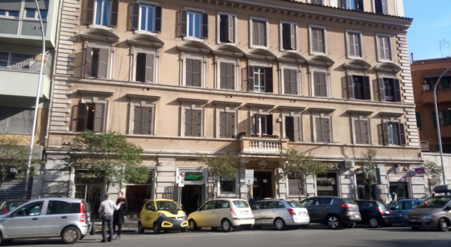 La Grande Bellezza Guest House Rome, Забронировать Гостевой дом Сан-Джованни Рим